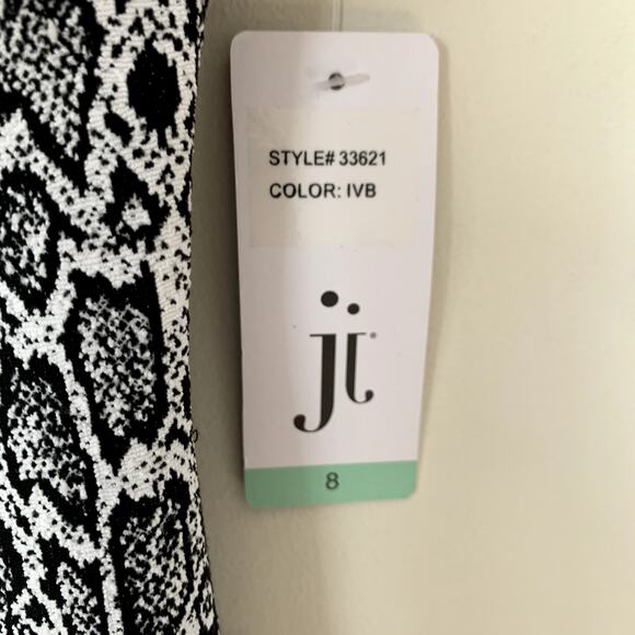 Julia Jordan Dress Size 8 Snakeskin Print Black NWT Bodycon Zipper Mini Party - Picture 5 of 6